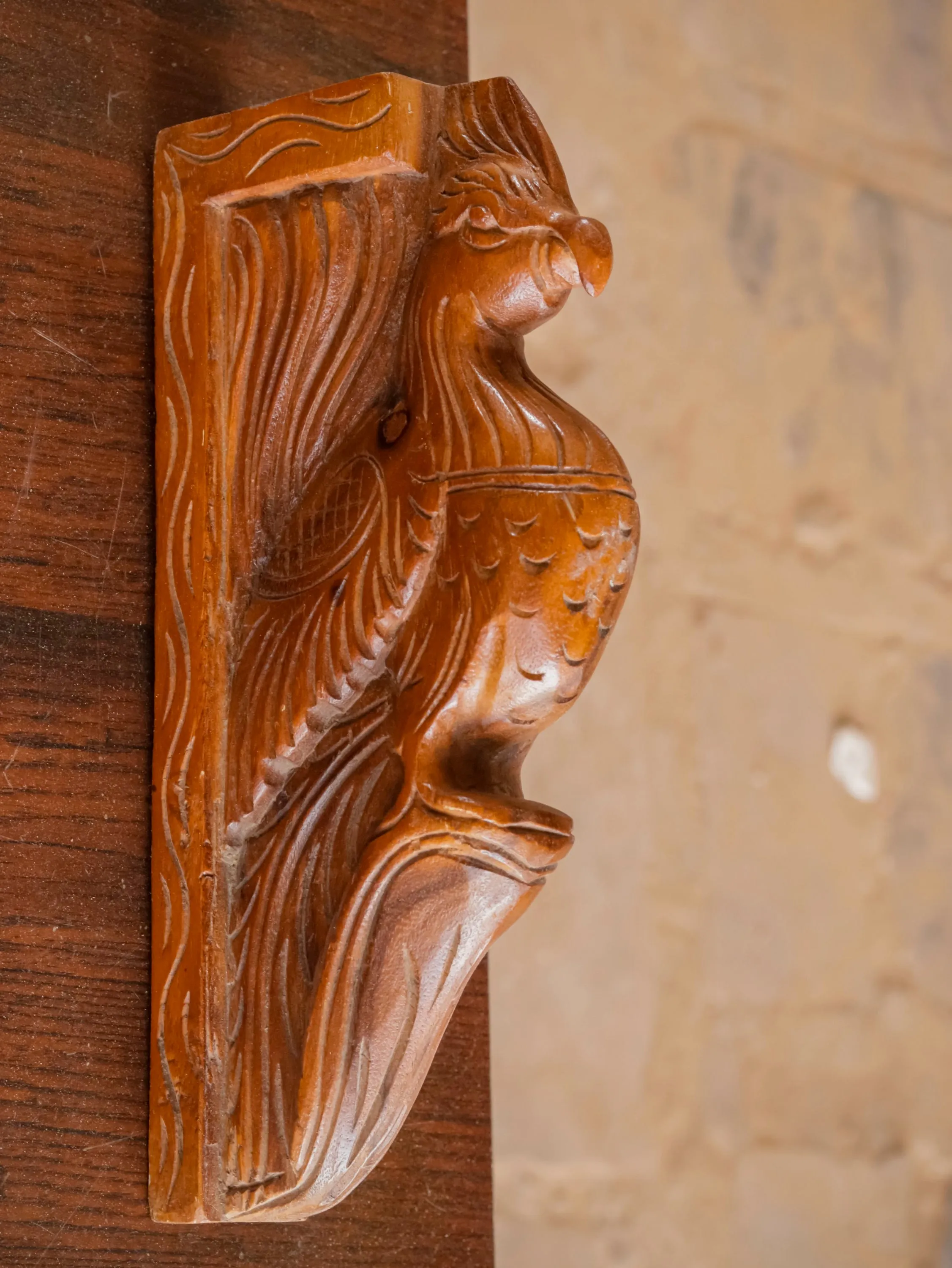 Compact intricate carved Bird Door Bracket