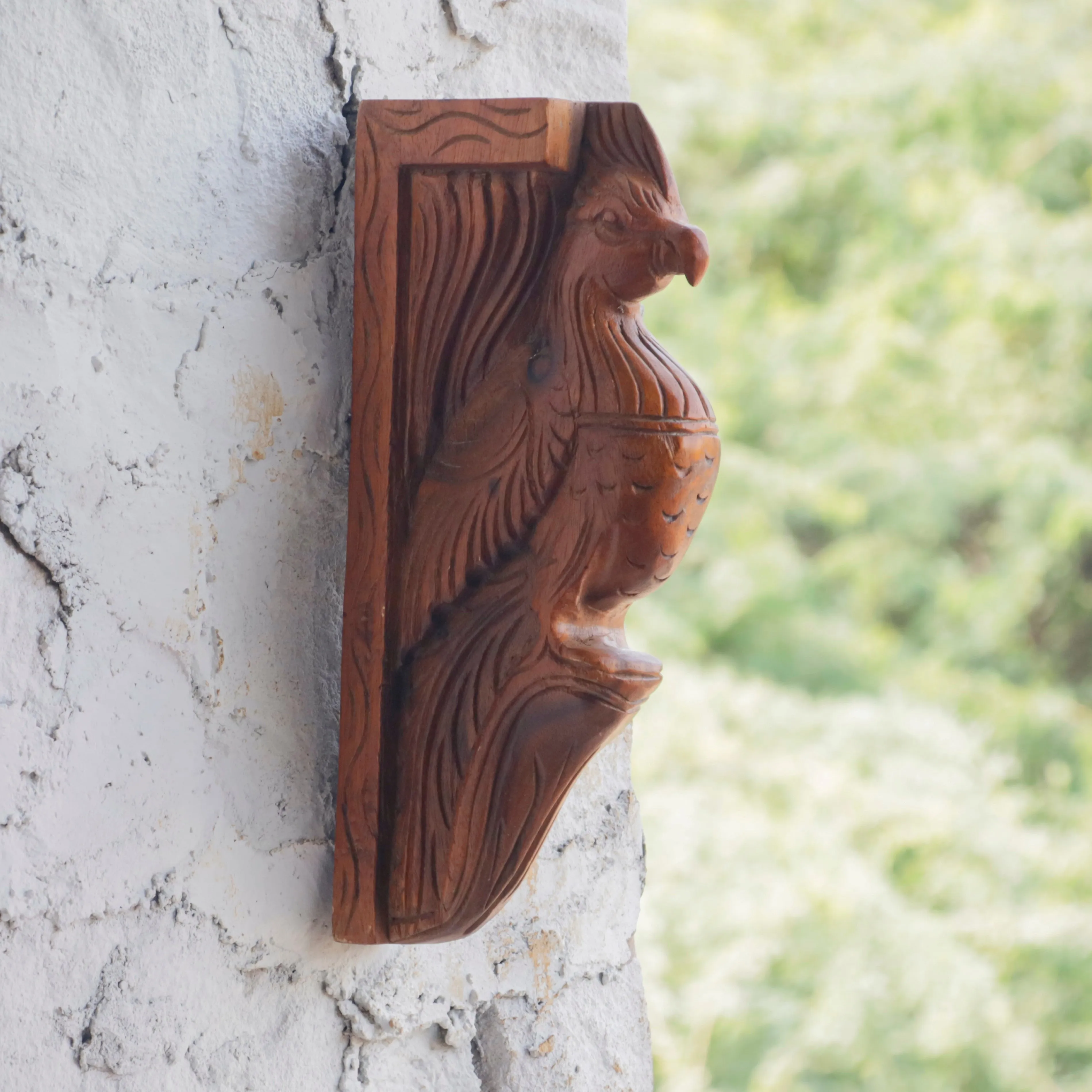 Compact intricate carved Bird Door Bracket