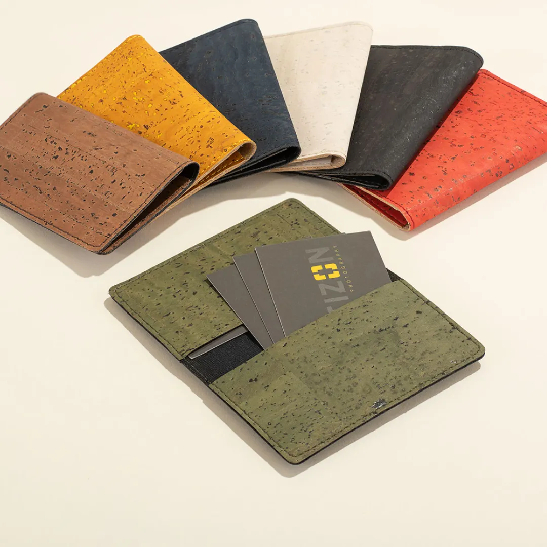 Eco-Friendly RFID Blocking Cardholder: Sleek, Sustainable Style