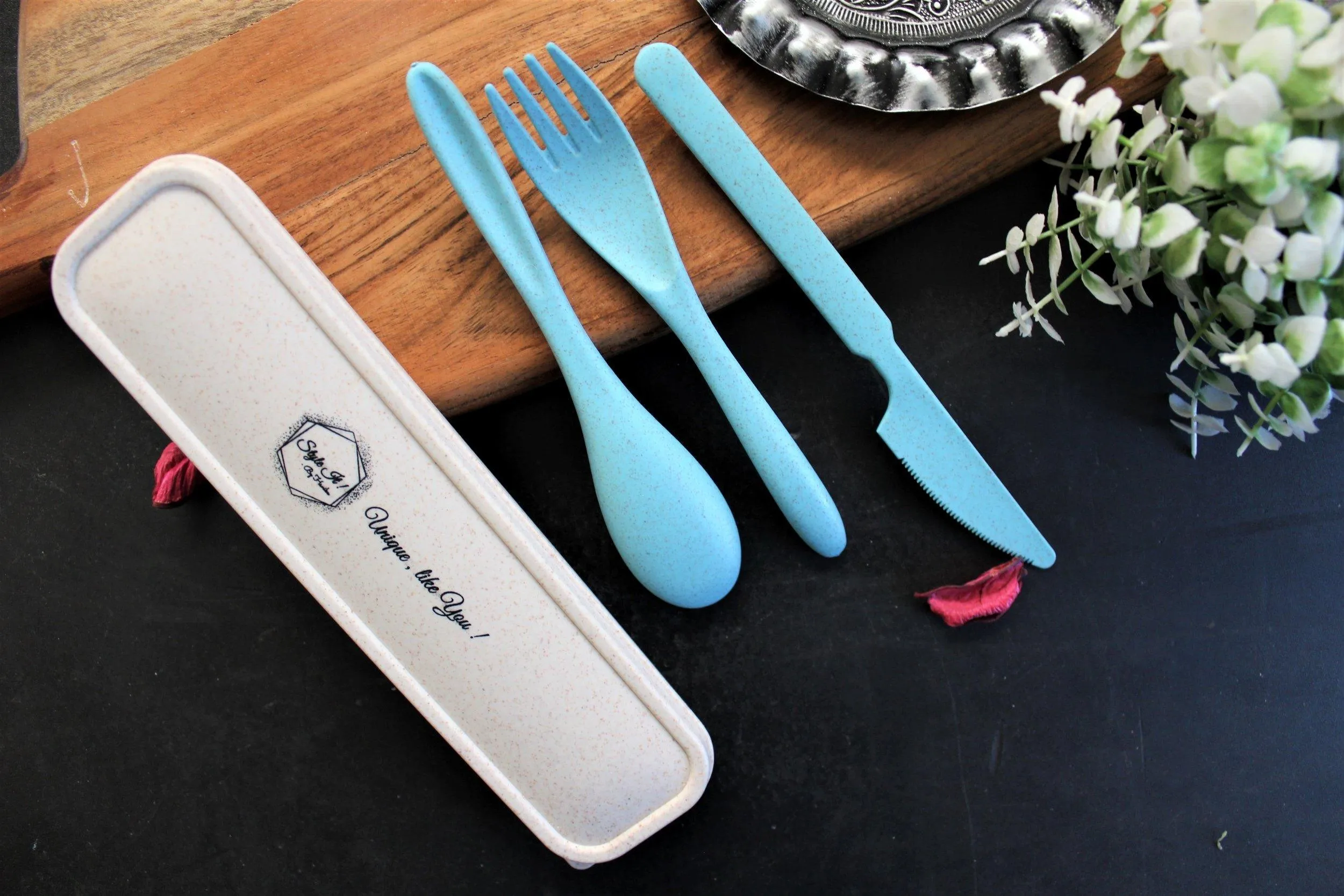 Eco-Friendly Wheat Straw   Food Grade PP Fiber Cutlery Set In Travel Box 8.5"