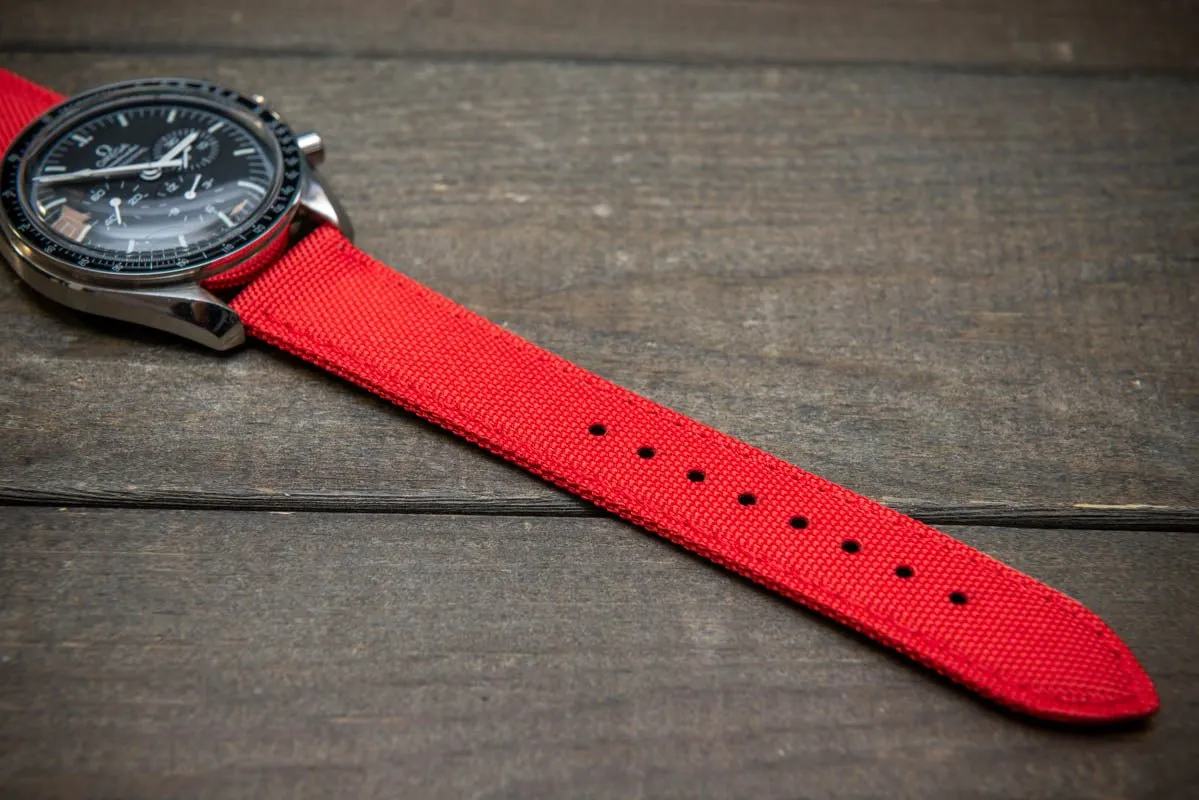 Sailcloth waterproof watch strap.