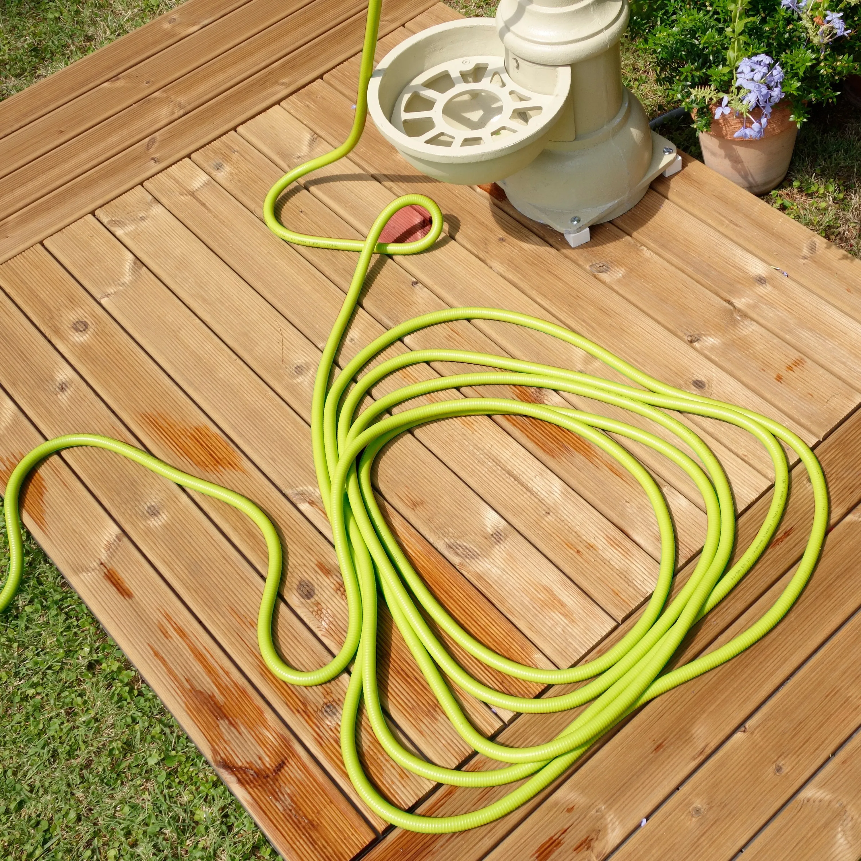 Sun Joe AJEXH50-SJG Expandable Lightweight Kink-Free Hose | 50-Foot | Quick Connectors