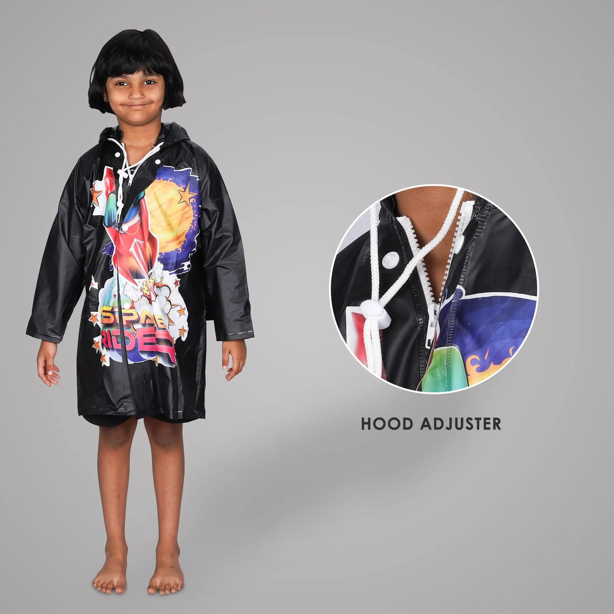 THE CLOWNFISH Toon Caper Series Kids Waterproof PVC Longcoat with Adjustable Hood & Extra Space for Backpack/Schoolbag Holding. Printed Plastic Pouch. Kid Age-5-6 years (Jet Black)